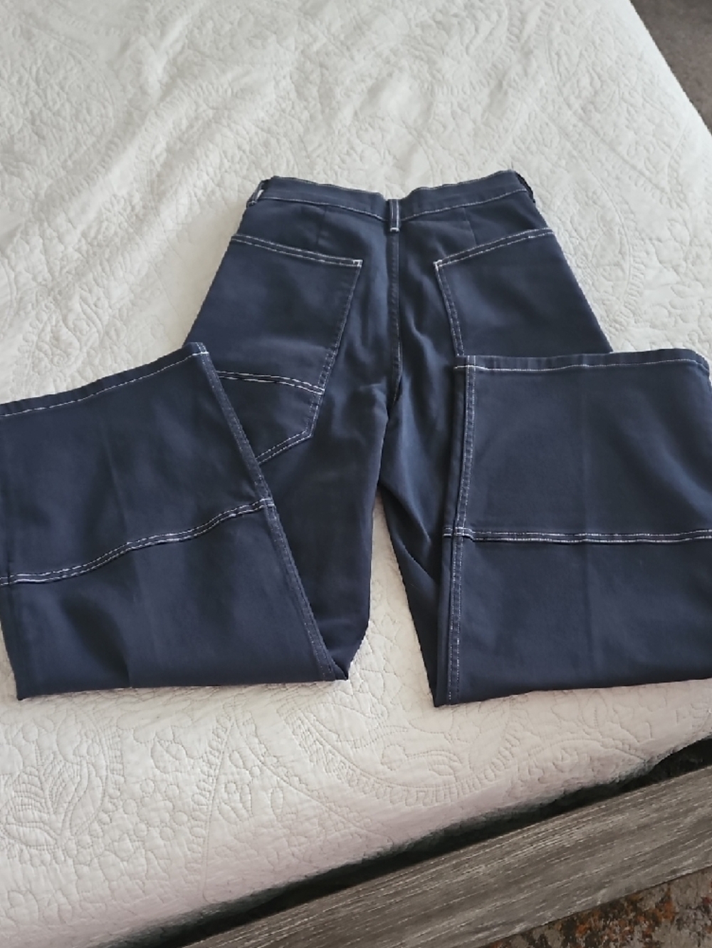 Everlane The Gardener Navy High-Rise Wide Leg Pants with White Stitching - Picture 5 of 9